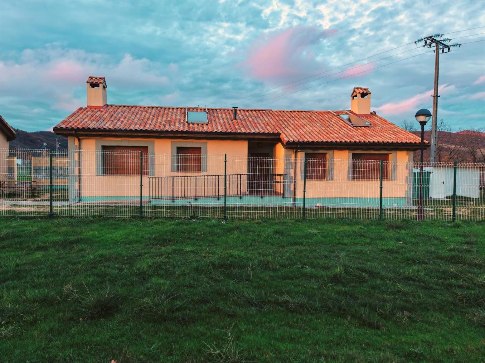 Casas Rurales Cuatro Valles Naredo de Fenar Esterno foto
